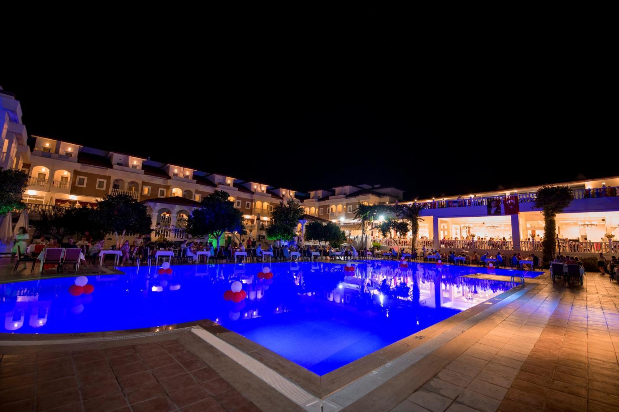 Viking Garden Hotel Kemer Esterno foto